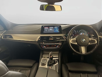 Used BMW 6 Series 2018 for sale - 78632410: Photo