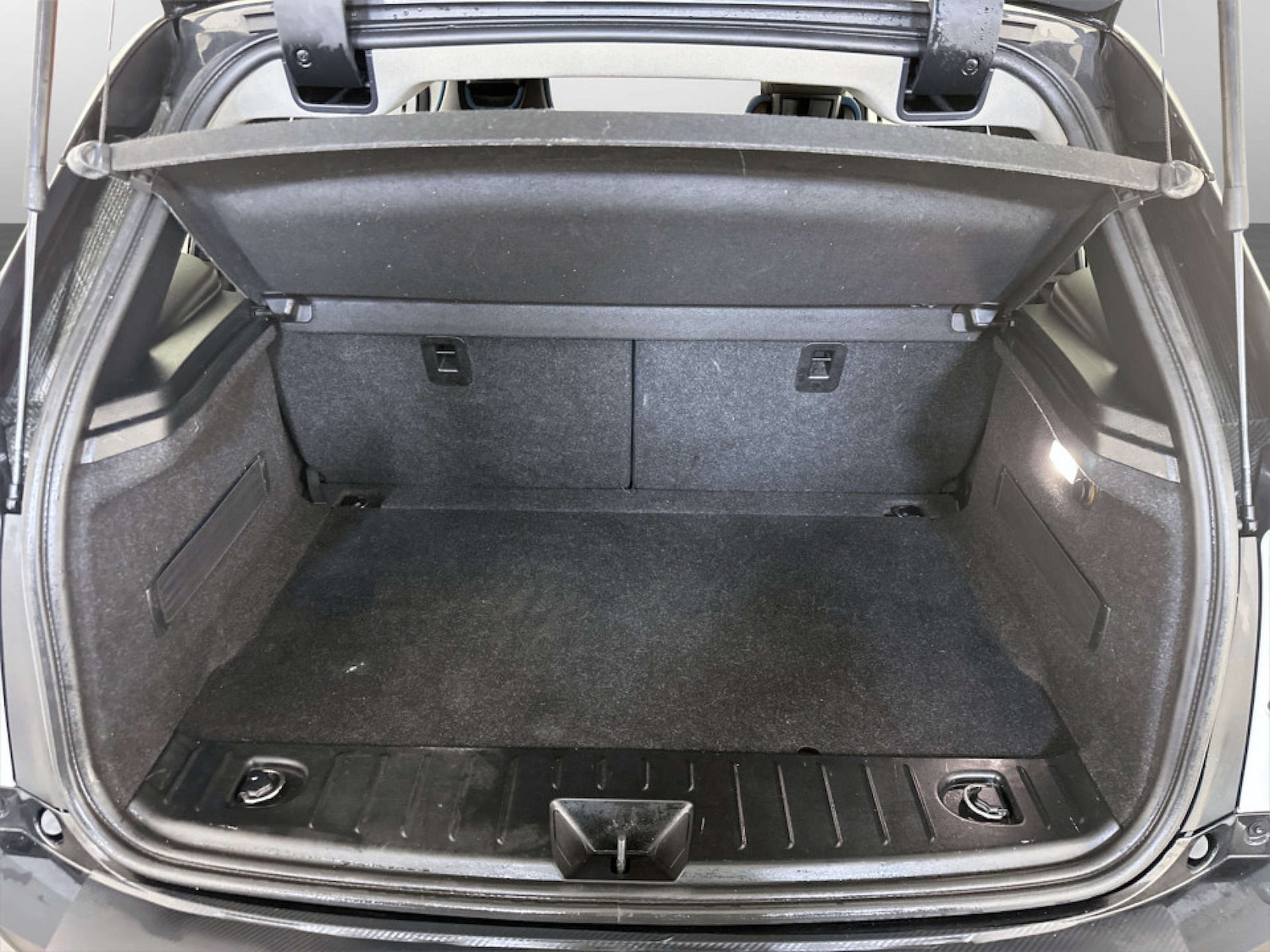 Used BMW i3 2018 for sale - 77383400: Photo 13