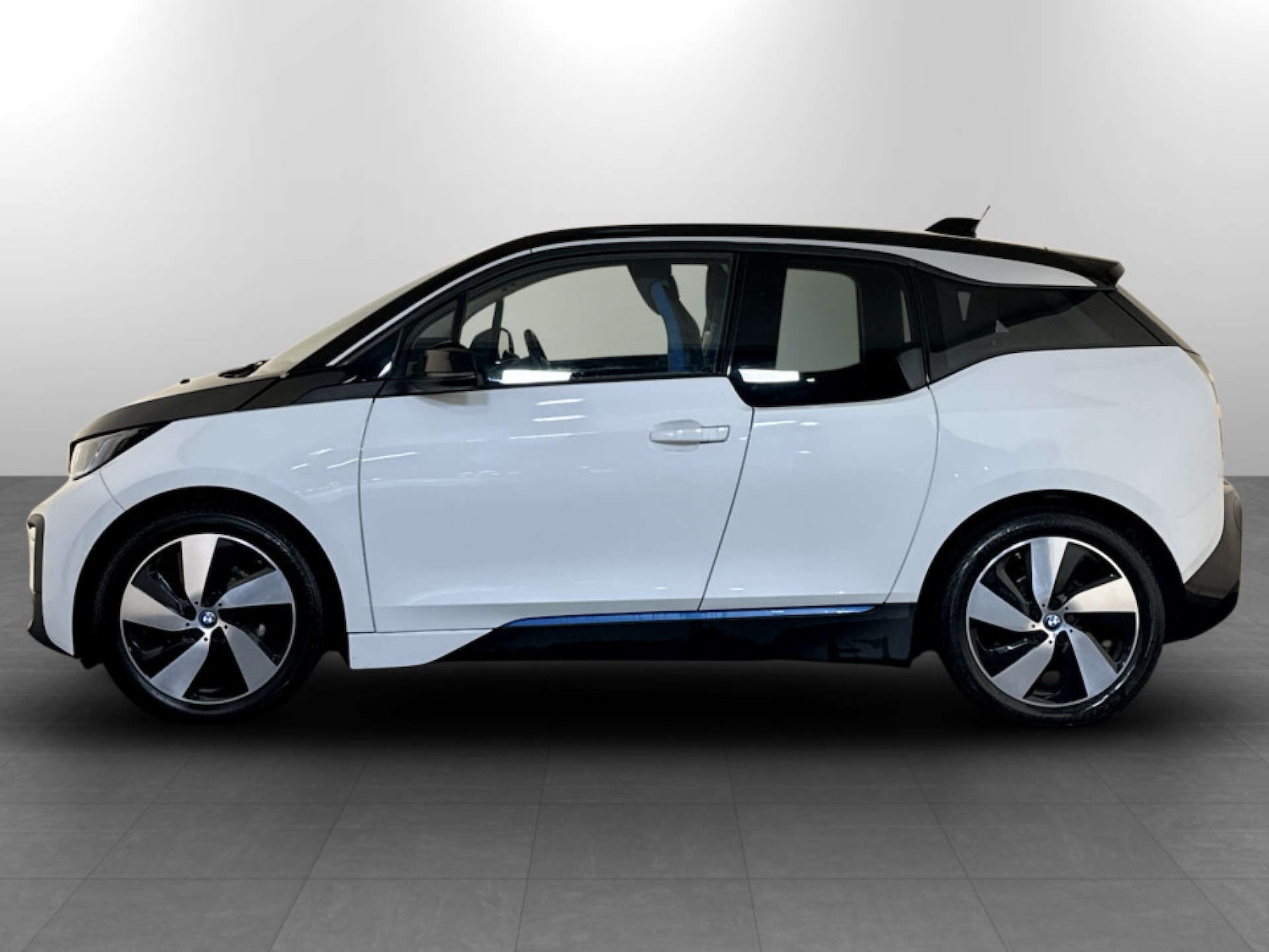 Used BMW i3 2018 for sale - 77383400: Photo 6