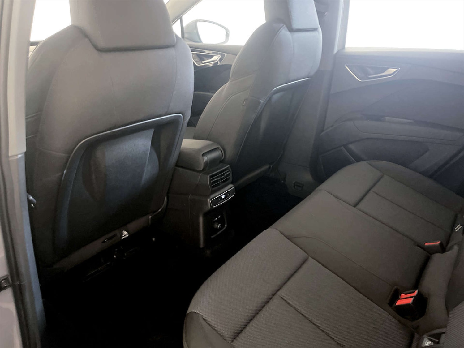 Used Audi Q4 e-tron 2023 for sale - 77547653: Photo 14