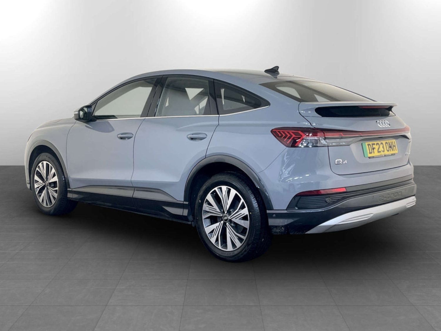 Used Audi Q4 e-tron 2023 for sale - 77547653: Photo 8