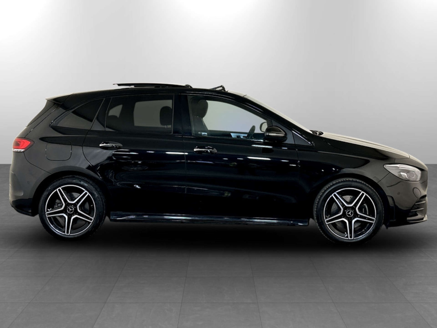 Used Mercedes-Benz B Class 2021 for sale - 77604032: Photo 11