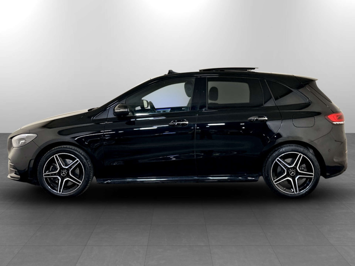 Used Mercedes-Benz B Class 2021 for sale - 77604032: Photo 7