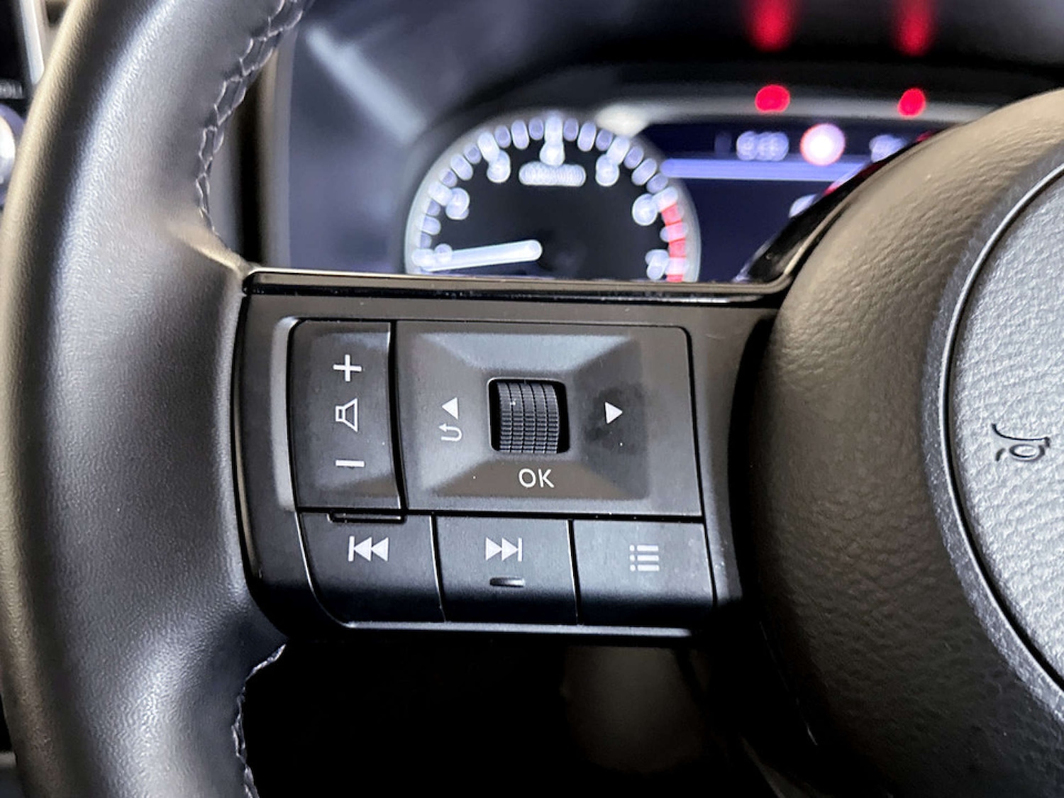 Used Nissan Qashqai 2024 for sale - 77342236: Photo 18