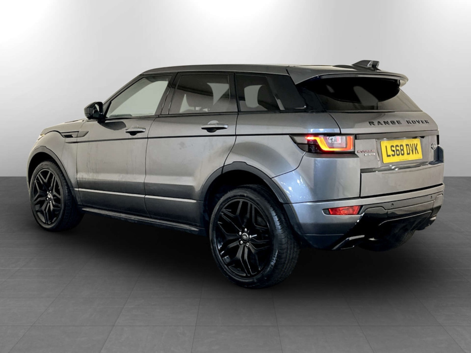 Used Land Rover Range Rover Evoque 2018 for sale - 77261427: Photo 8