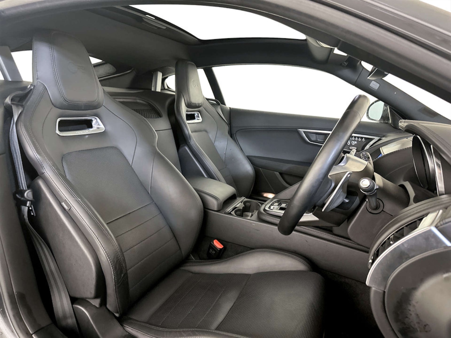 Used Jaguar F-Type 2020 for sale - 77185137: Photo 14