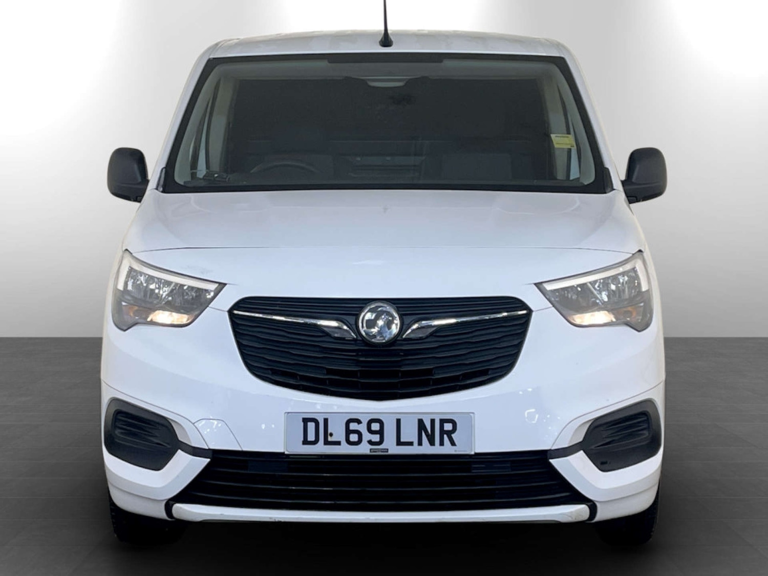 Used Vauxhall Combo 2019 for sale - 77227804: Photo 5
