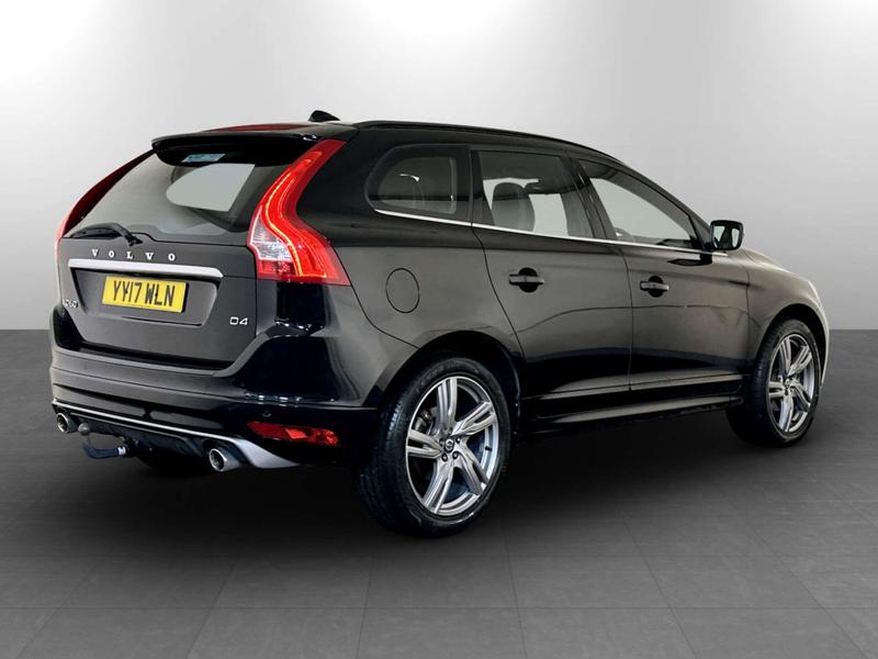 Used Volvo XC60 2017 for sale - 77106588: Photo 10