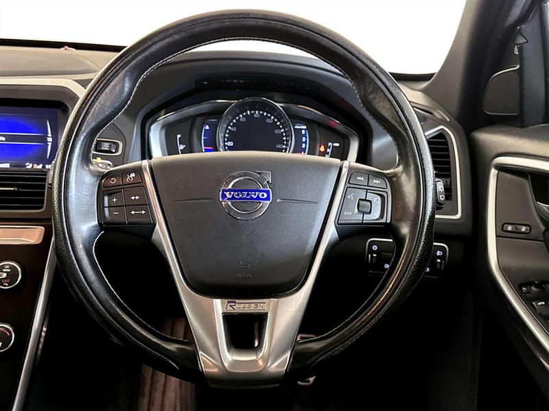 Used Volvo XC60 2017 for sale - 77106588: Photo 17