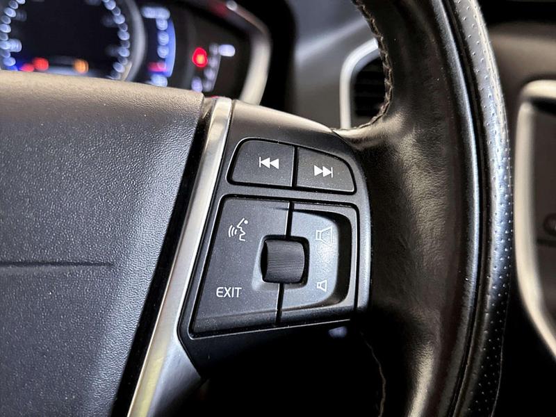 Used Volvo XC60 2017 for sale - 77106588: Photo 20