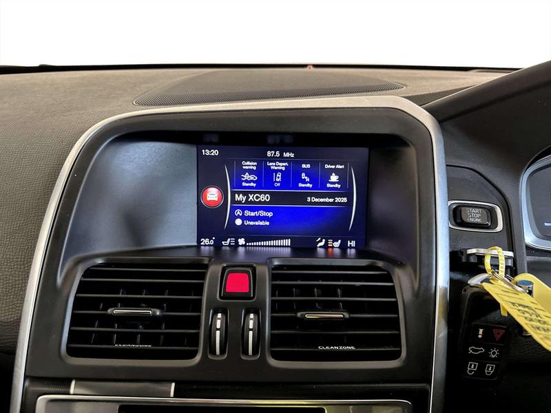 Used Volvo XC60 2017 for sale - 77106588: Photo 21