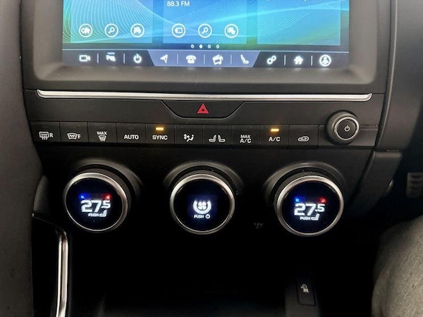 Used Jaguar E-Pace 2019 for sale - 76222549: Photo 26