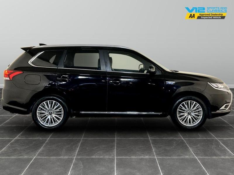 Used Mitsubishi Outlander 2018 for sale - 76412171: Photo 11