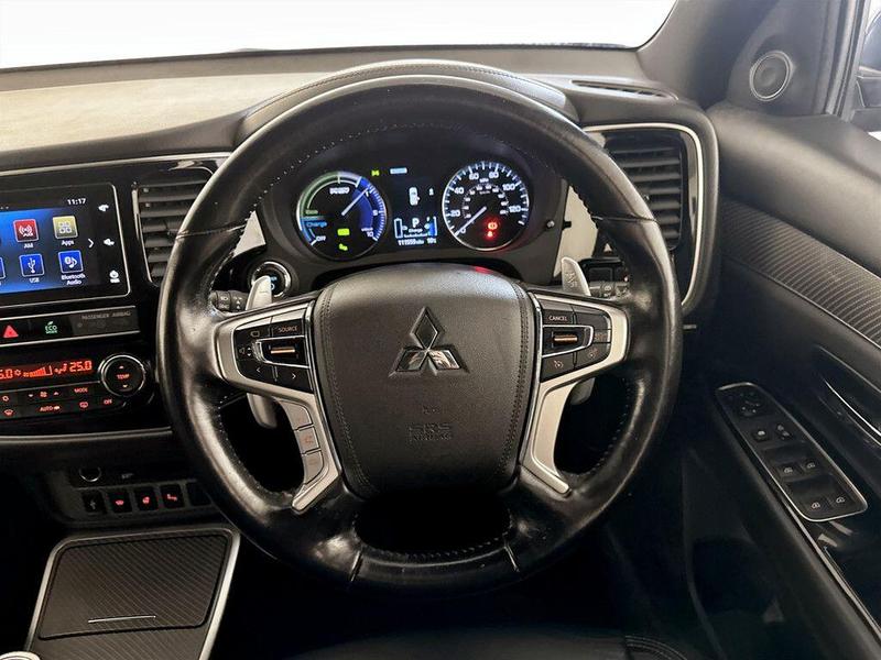 Used Mitsubishi Outlander 2018 for sale - 76412171: Photo 16