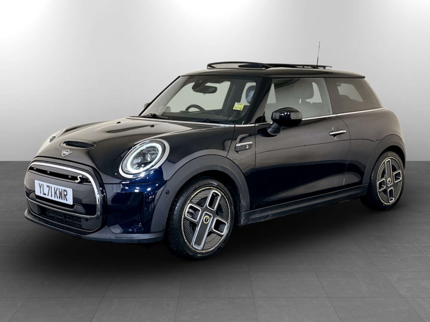 Used MINI Hatch 2021 for sale - 77233566: Photo 6