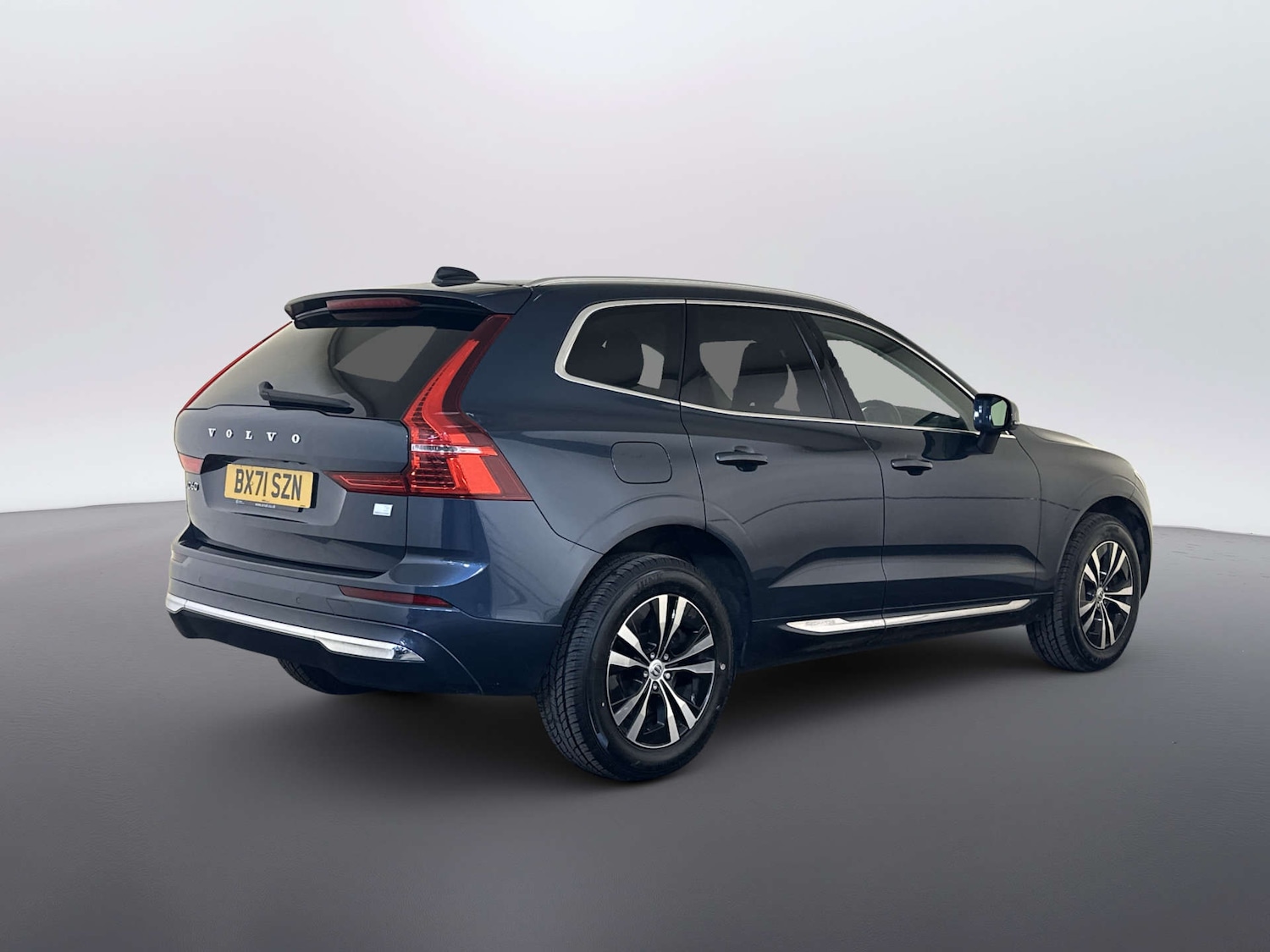 Used Volvo XC60 2022 for sale - 77821600: Photo 10