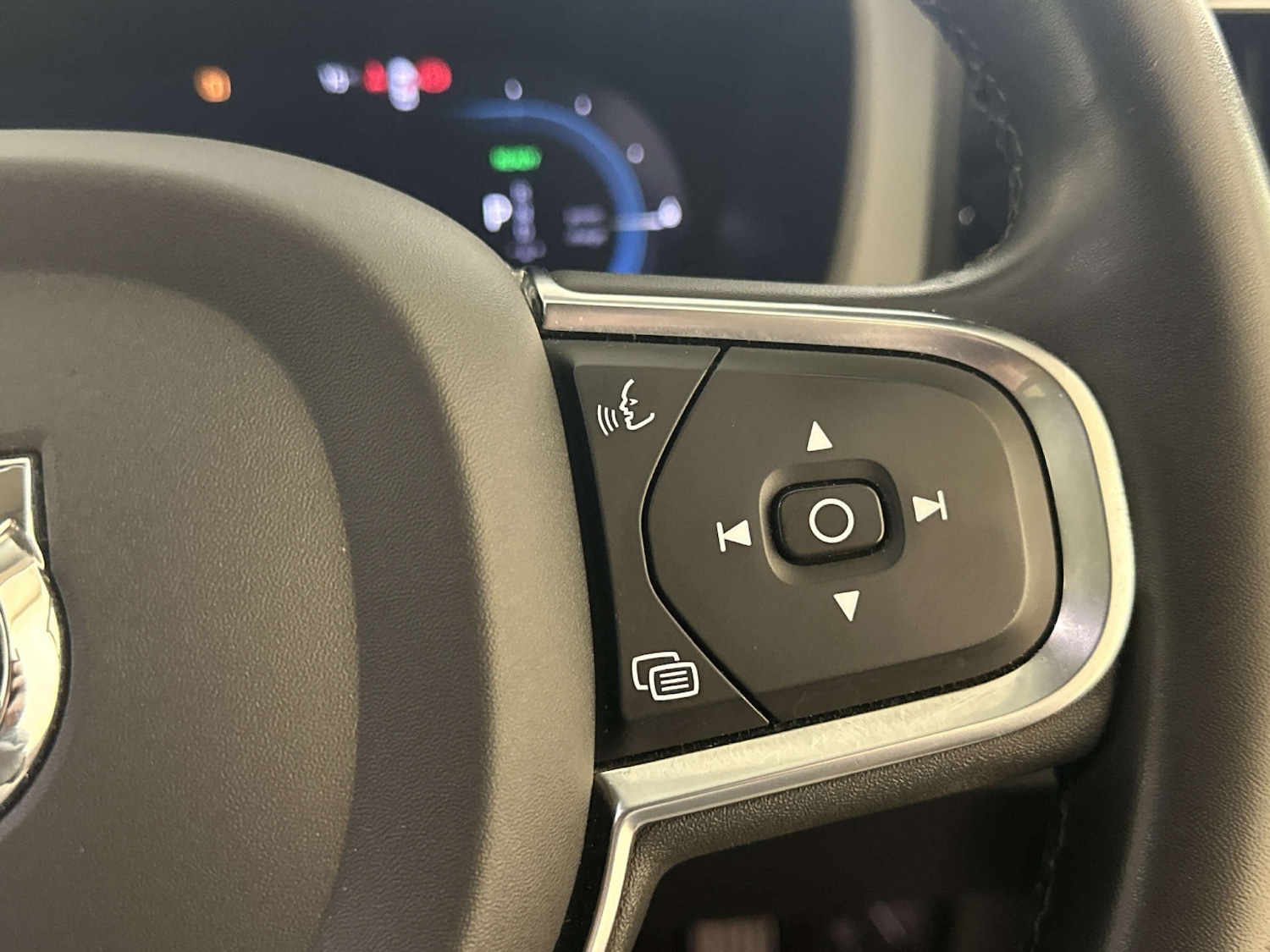 Used Volvo XC60 2022 for sale - 77821600: Photo 20