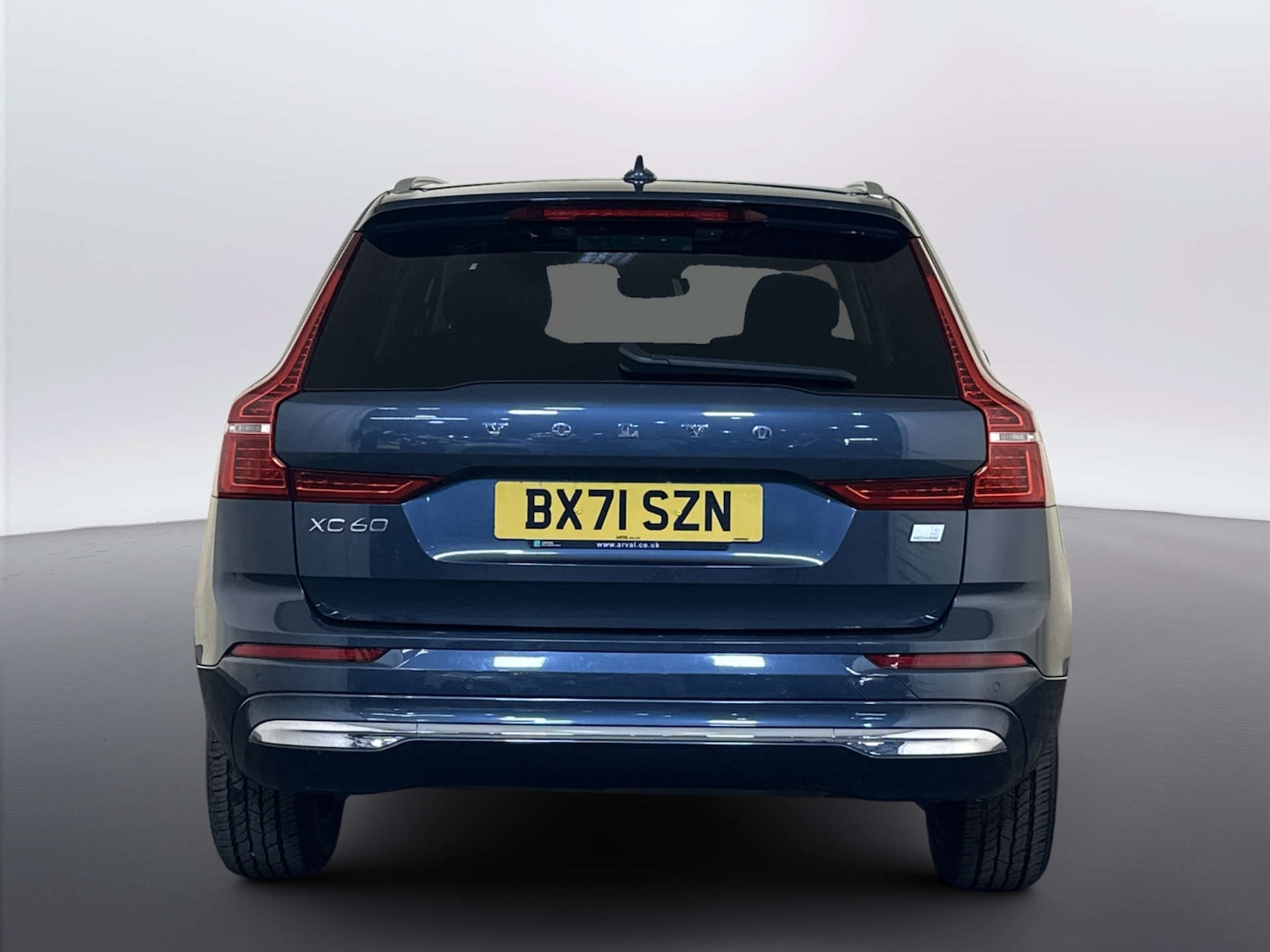 Used Volvo XC60 2022 for sale - 77821600: Photo 9