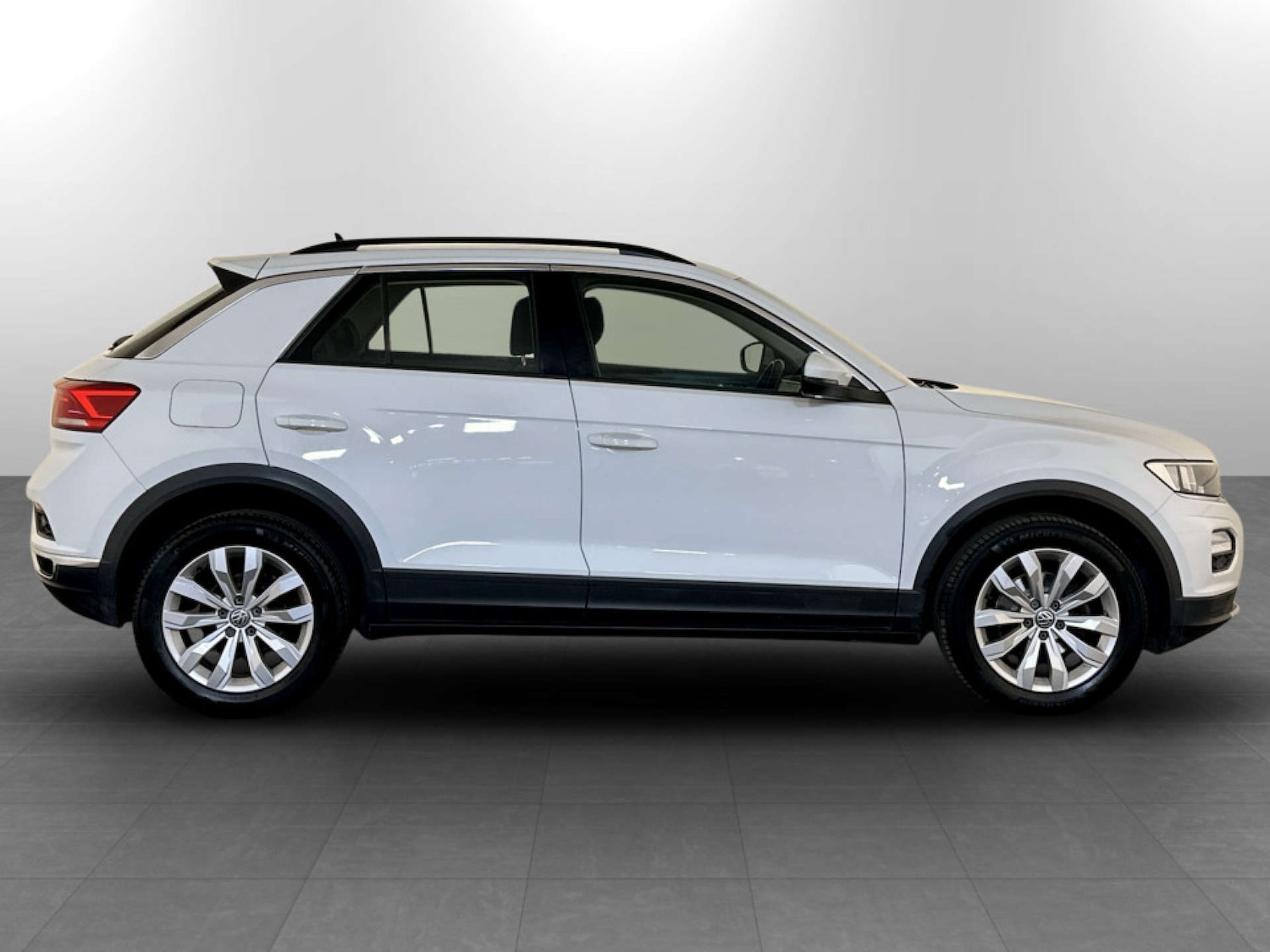 Used Volkswagen T-Roc 2019 for sale - 77185005: Photo 11
