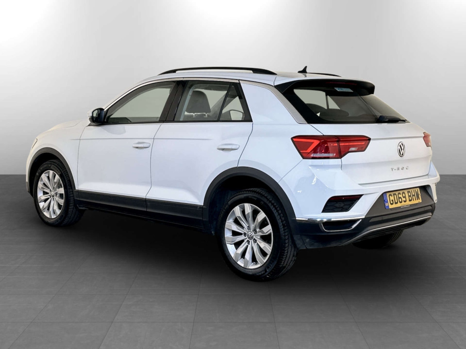 Used Volkswagen T-Roc 2019 for sale - 77185005: Photo 8