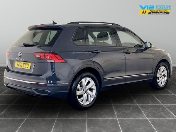 Used Volkswagen Tiguan 2022 for sale - 76028228: Photo 10