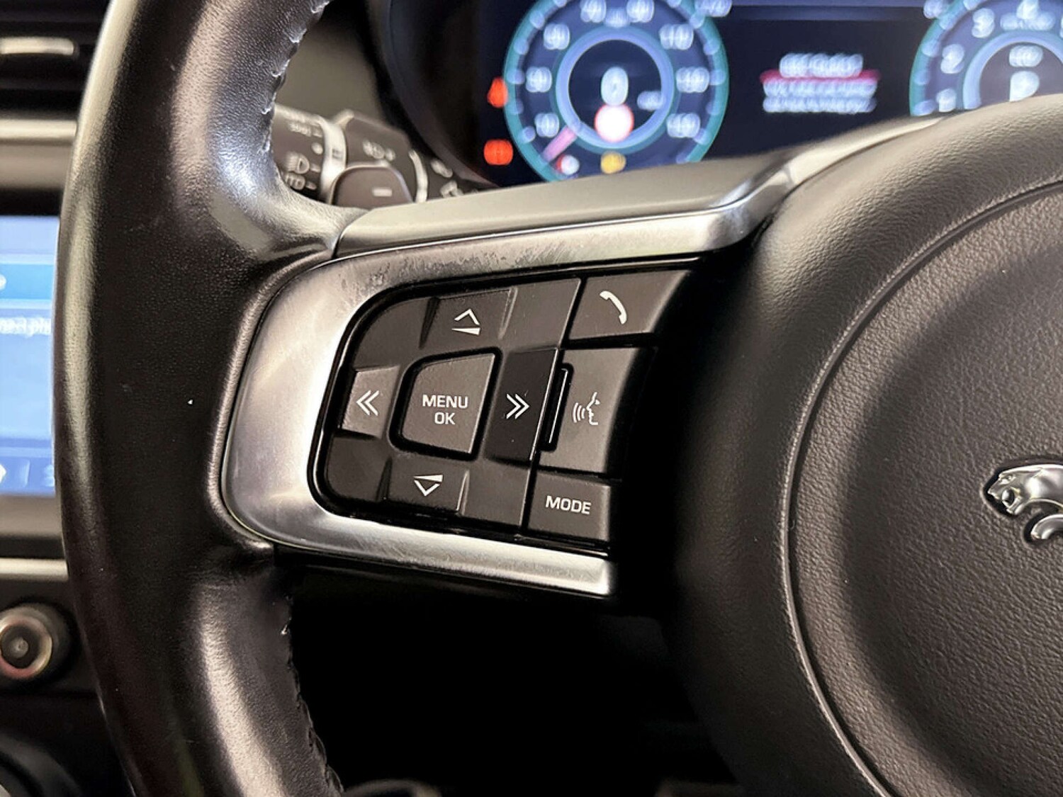 Used Jaguar E-Pace 2018 for sale - 77578901: Photo 17