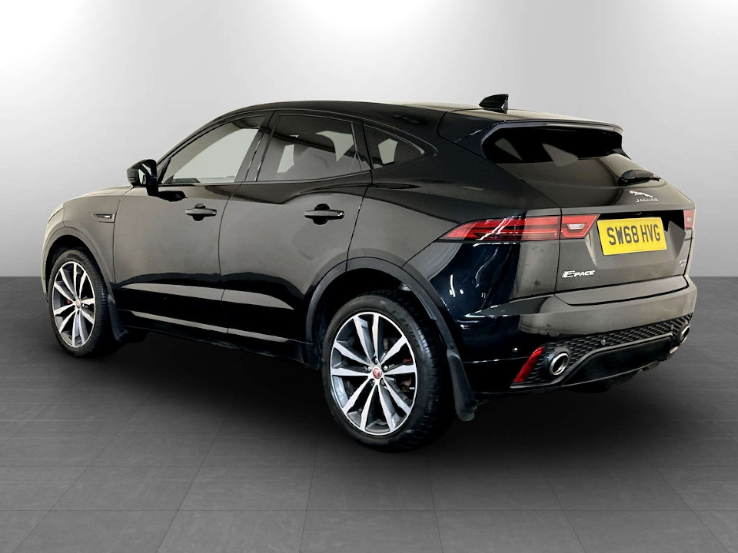 Used Jaguar E-Pace 2018 for sale - 77578901: Photo 8