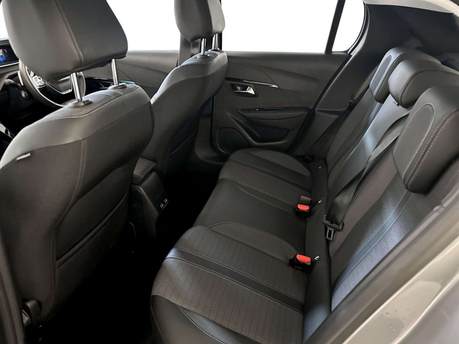 Used Peugeot 208 2022 for sale - 77590623: Photo 14