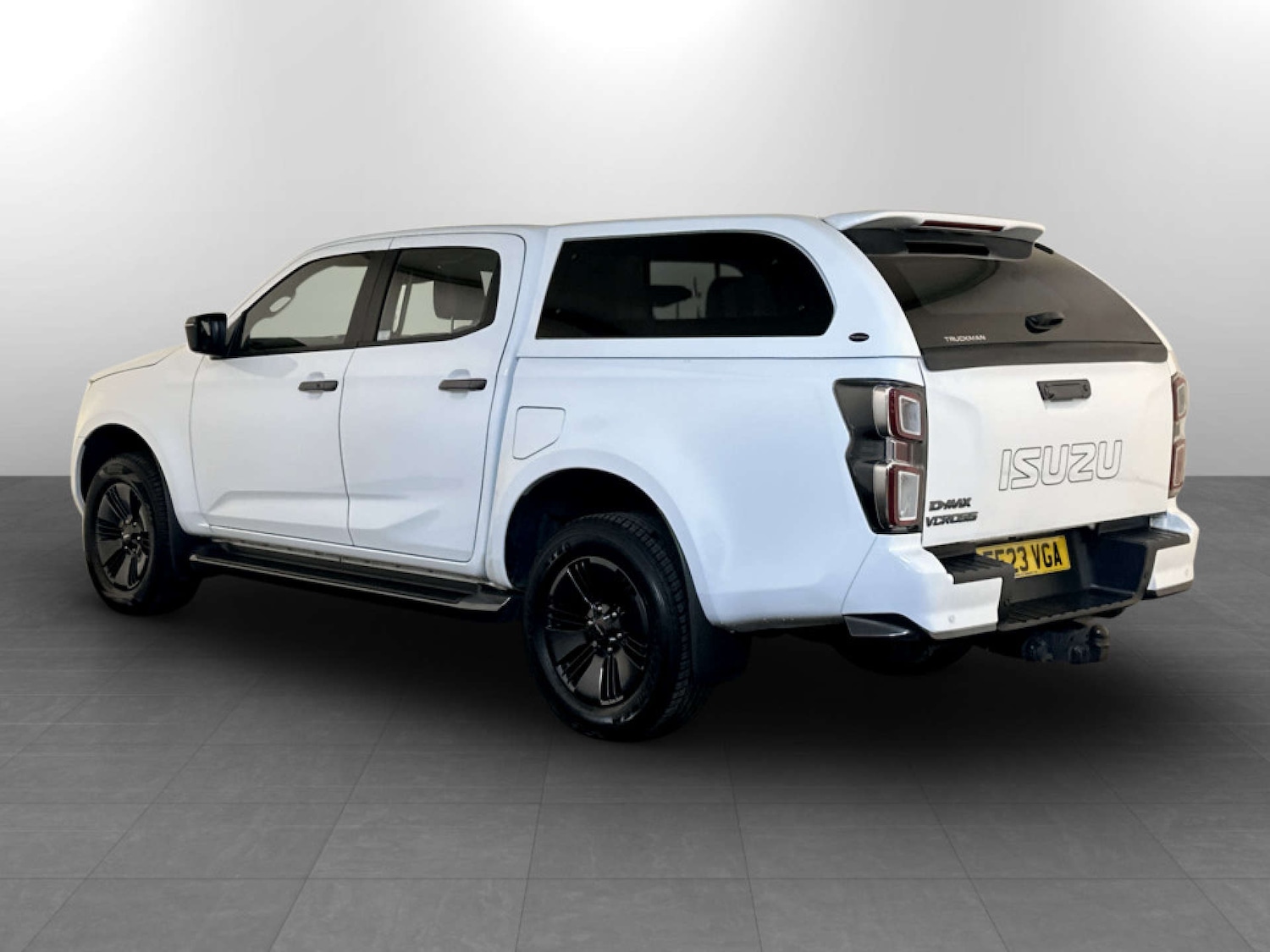 Used Isuzu D-Max 2023 for sale - 77185012: Photo 8