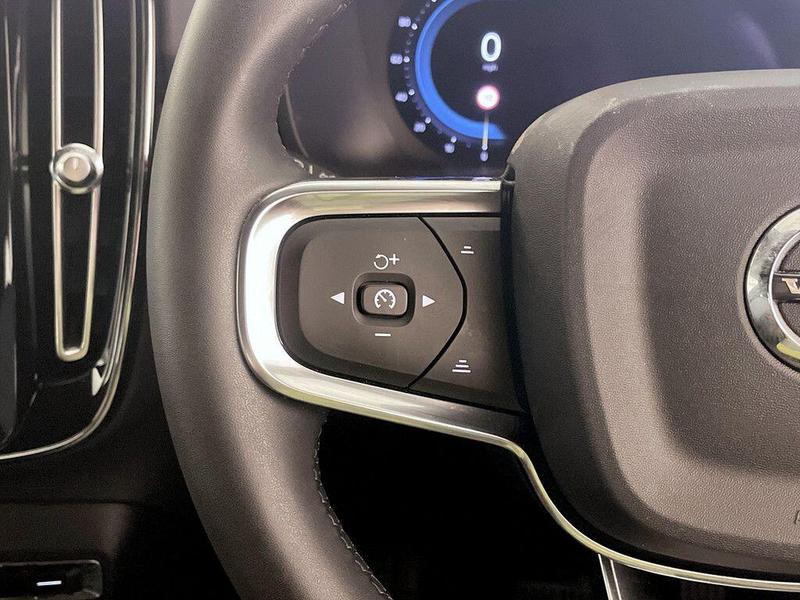 Used Volvo XC40 2022 for sale - 76467604: Photo 18