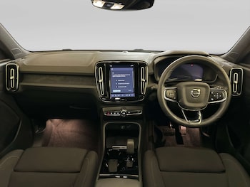 Used Volvo XC40 2023 for sale - 79607384: Photo