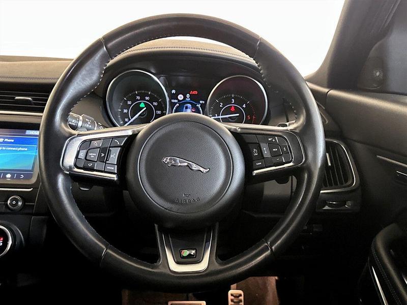 Used Jaguar E-Pace 2018 for sale - 76557435: Photo 16