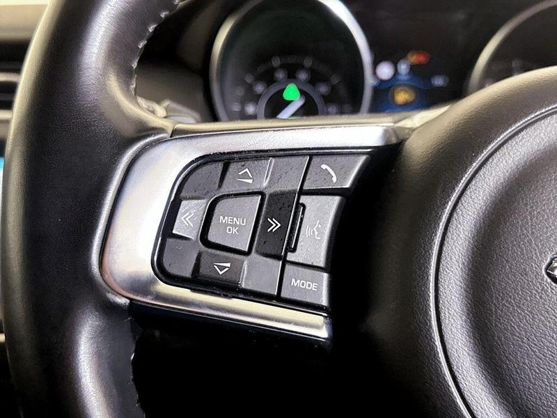 Used Jaguar E-Pace 2018 for sale - 76557435: Photo 17