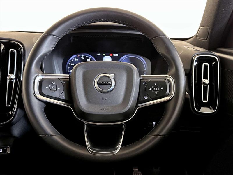 Used Volvo XC40 2022 for sale - 76835436: Photo 16