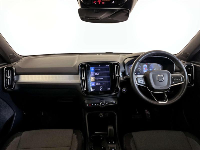 Used Volvo XC40 2022 for sale - 76835436: Photo 3