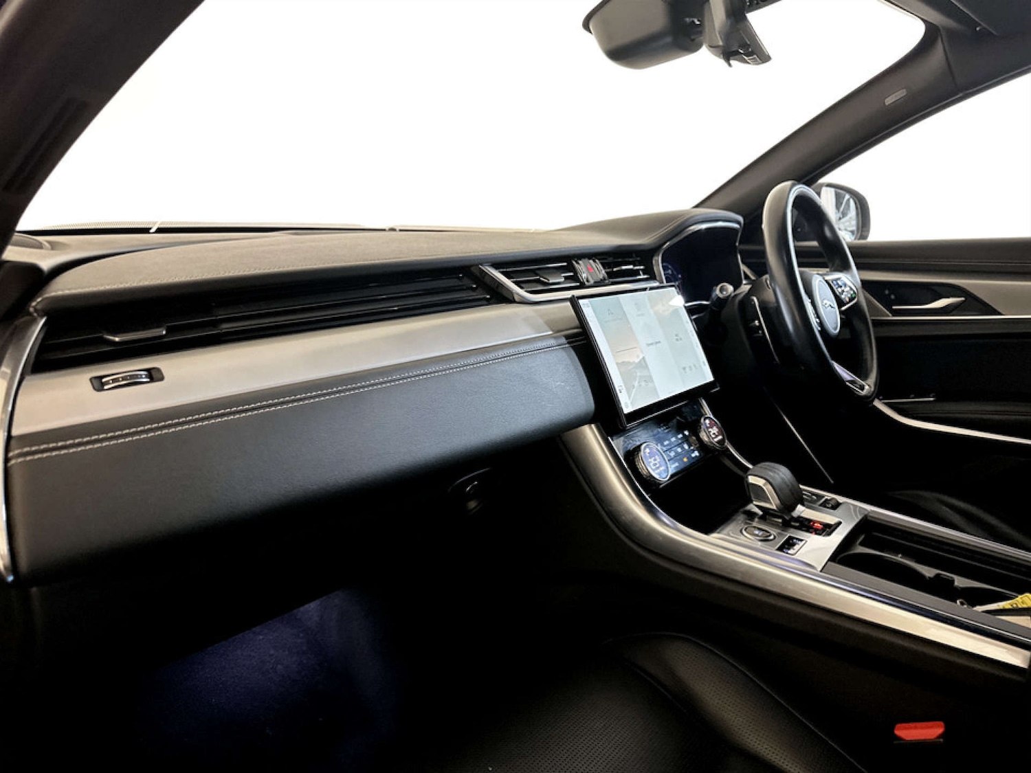 Used Jaguar XF 2021 for sale - 77523307: Photo 11