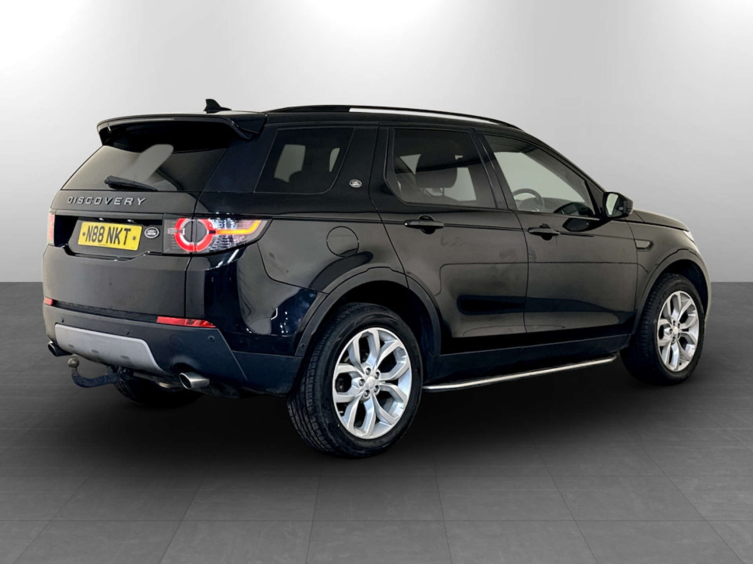 Used Land Rover Discovery Sport 2015 for sale - 77643133: Photo 10