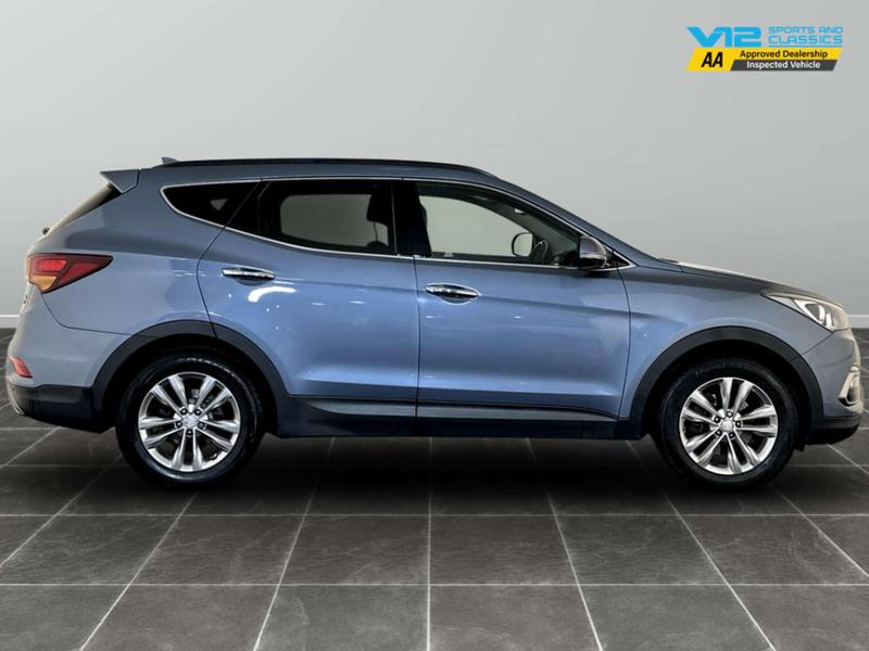 Used Hyundai Santa Fe 2017 for sale - 77036829: Photo 11