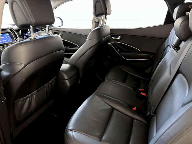 Used Hyundai Santa Fe 2017 for sale - 77036829: Photo 14