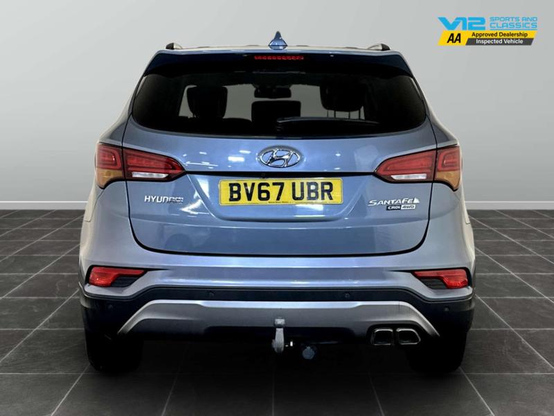 Used Hyundai Santa Fe 2017 for sale - 77036829: Photo 9