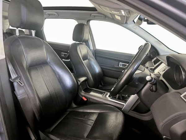 Used Land Rover Discovery Sport 2018 for sale - 76308873: Photo 13