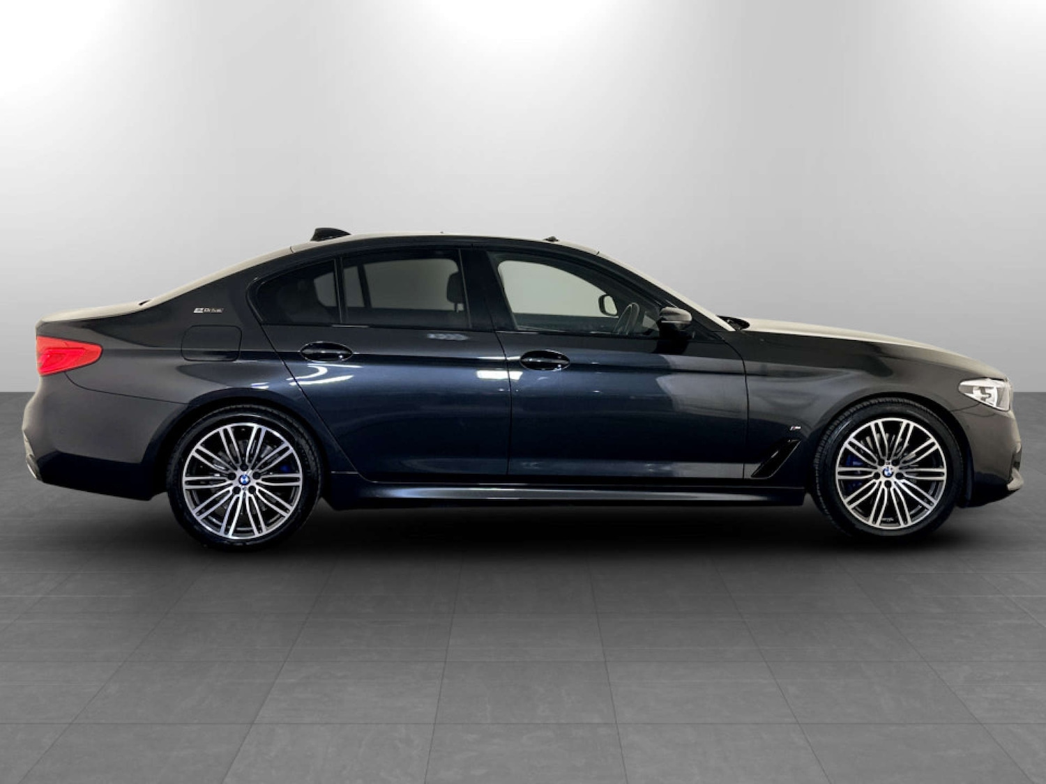 Used BMW 5 Series 2018 for sale - 77184919: Photo 11