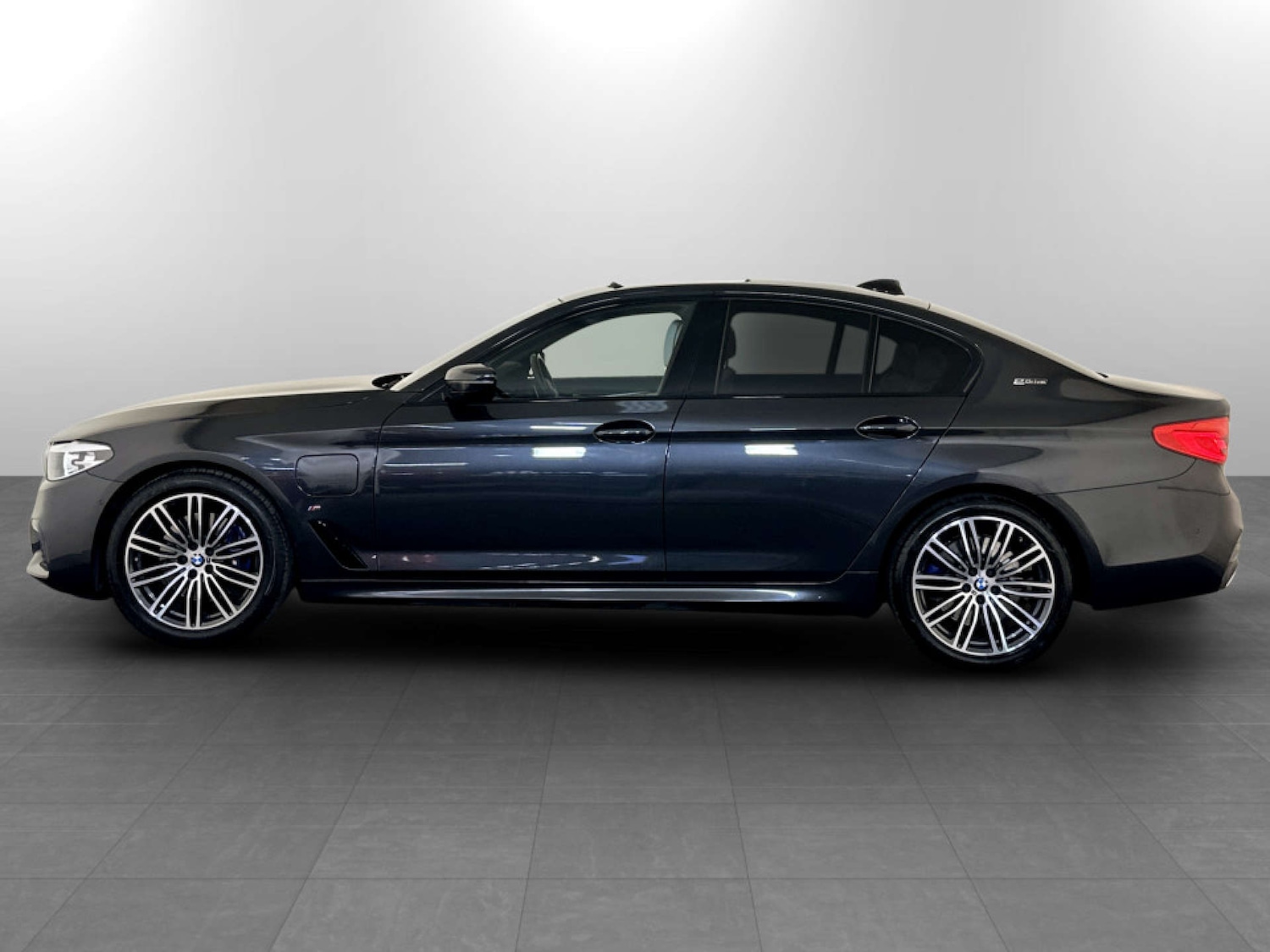 Used BMW 5 Series 2018 for sale - 77184919: Photo 7