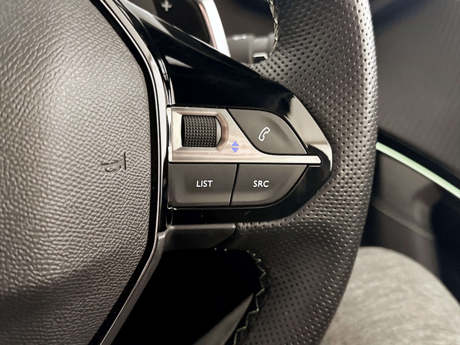 Used Peugeot 2008 2024 for sale - 77765771: Photo 20