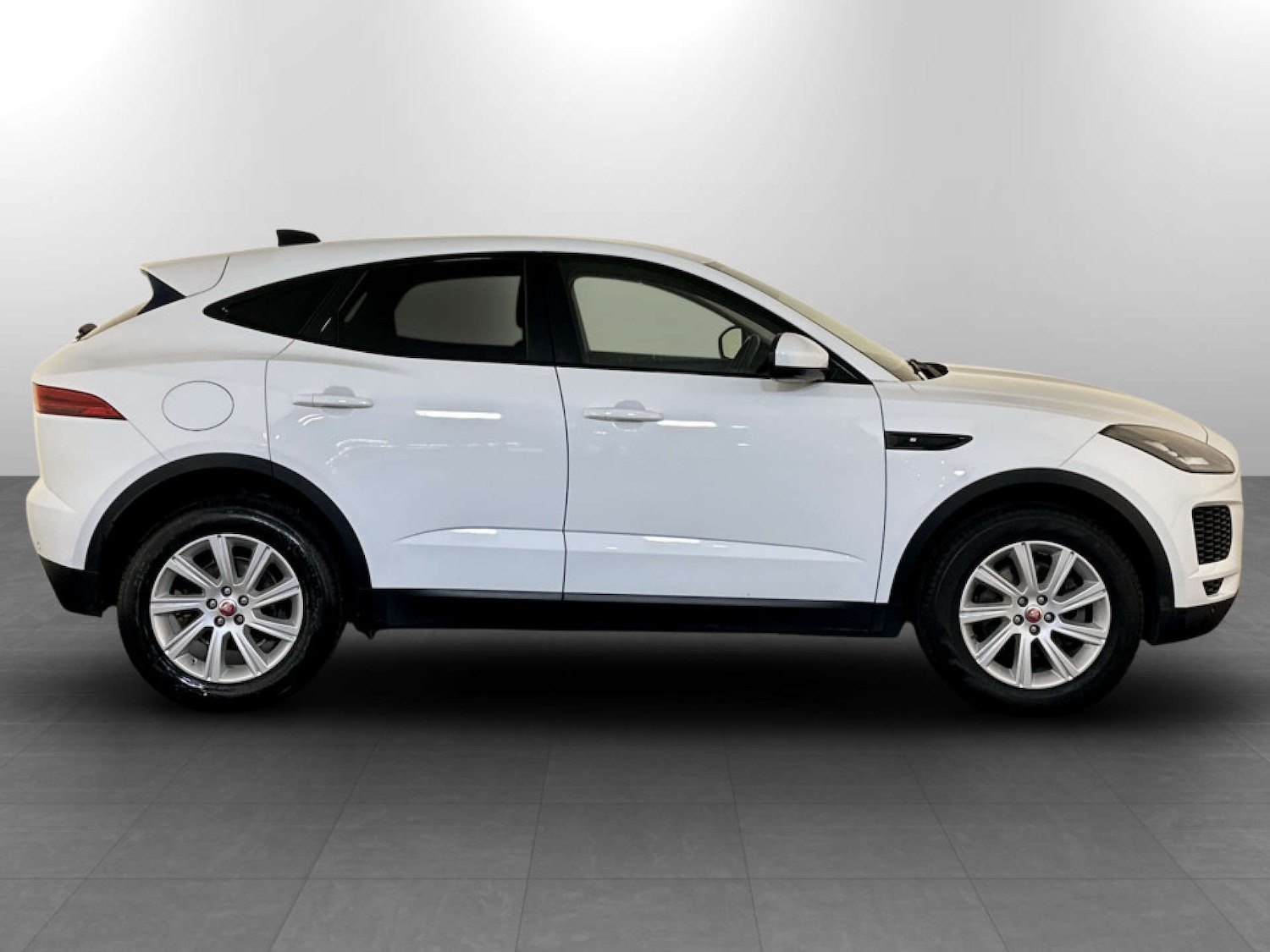 Used Jaguar E-Pace 2020 for sale - 77185019: Photo 11