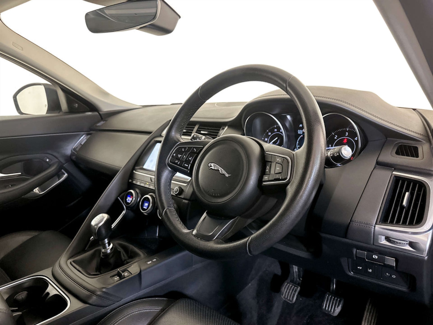 Used Jaguar E-Pace 2020 for sale - 77185019: Photo 15