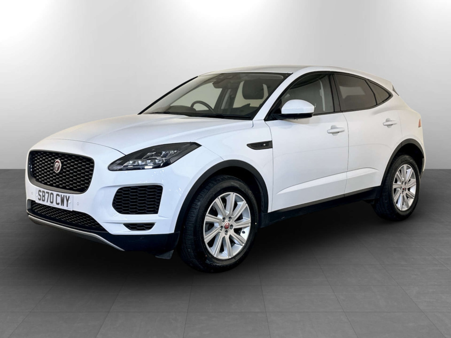 Used Jaguar E-Pace 2020 for sale - 77185019: Photo 6