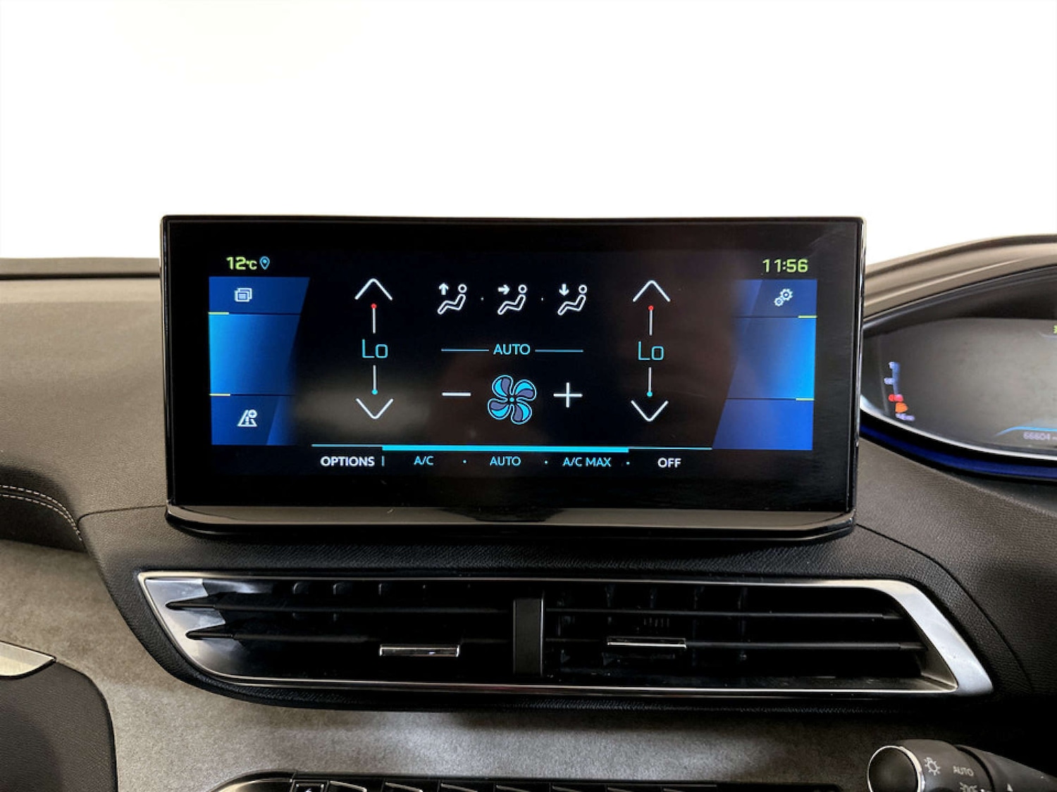 Used Peugeot 3008 2022 for sale - 77523343: Photo 22