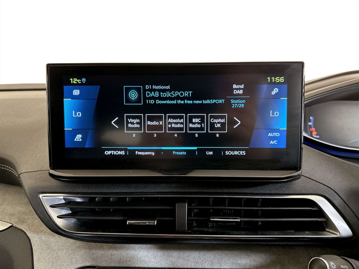 Used Peugeot 3008 2022 for sale - 77523343: Photo 23