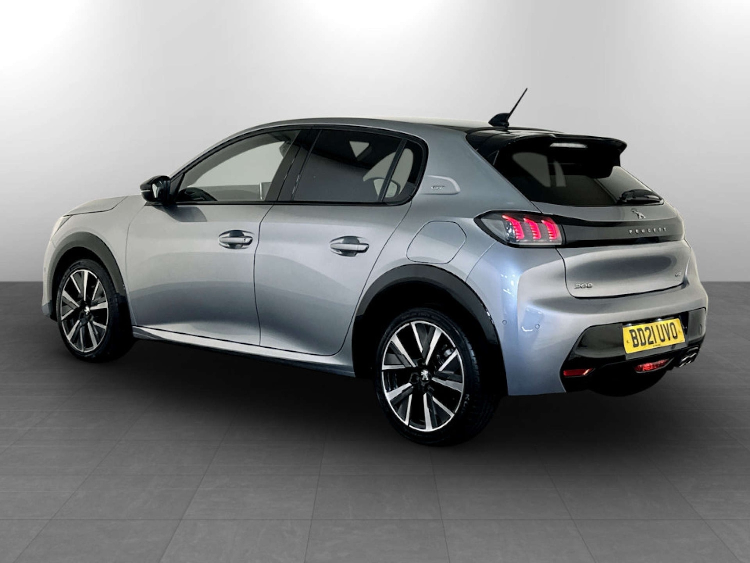 Used Peugeot 208 2021 for sale - 77185208: Photo 8